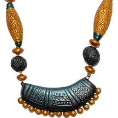 Golden and green coloured Necklace set