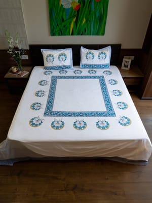 Royal Blue and white Organic Cotton Bedsheet Set