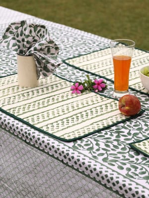 Reversible Organic Cotton Placemats, set of 4, Abstract Leaf Design