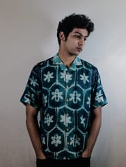 Mens Shibori Tie&dye Tussar Silk Blend Printed Half Sleeve Shirt (Teal Blue)